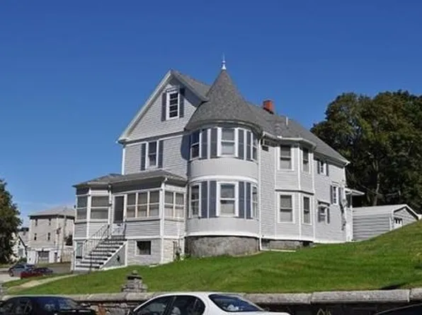 15 Edward St, Worcester, MA 01605