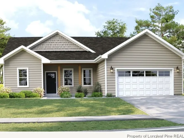 155 Coastal Ln, Parkton, NC 28371