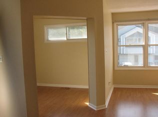 2802 Creekside Dr, Newark, DE 19711