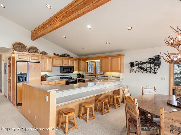 92 Wildridge Ln — Photo 14