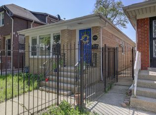 5009 W Saint Paul Ave, Chicago, IL 60639
