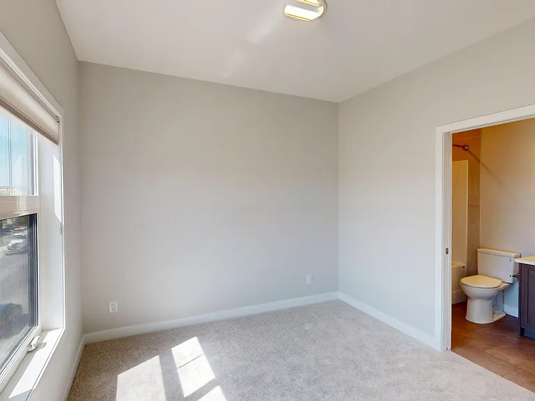 611 Mahogany Blvd SE — Photo 37