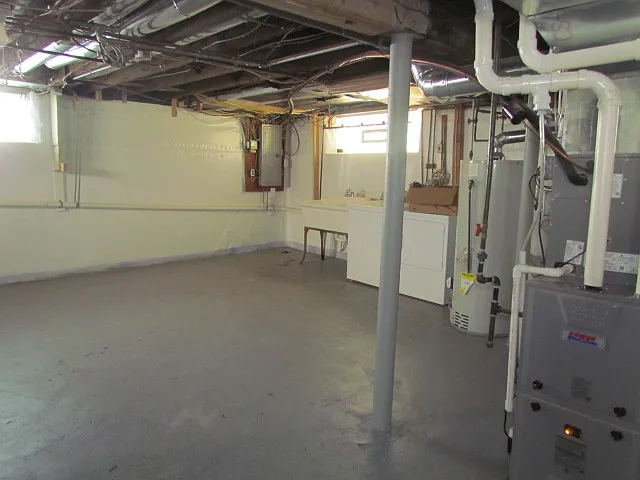 Washer - Dryer area