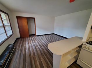 333 W 17th St #1, Dubuque, IA 52001
