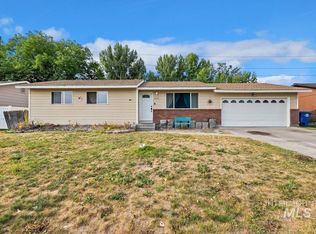 444 Meadows Ln, Twin Falls, ID 83301