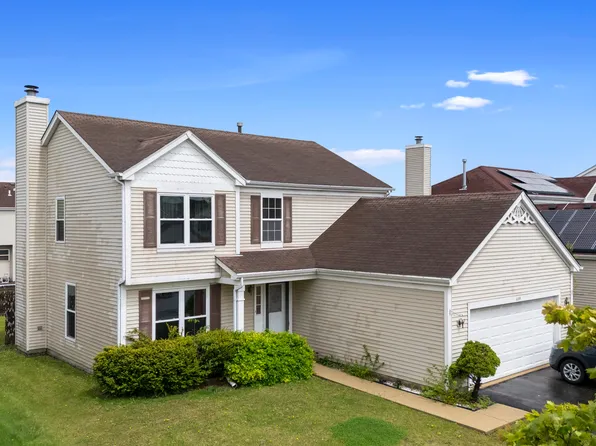 699 Rebecca Ln, Bolingbrook, IL 60440