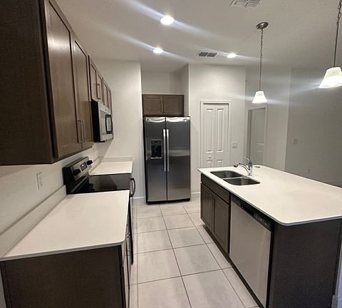 2nd image of 1386 Captiva Cv