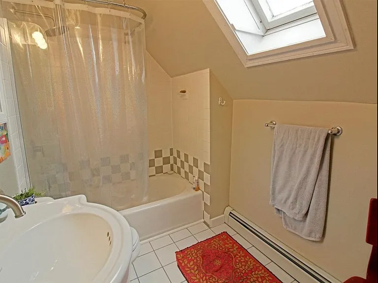 52 Platt St #C — Photo 5