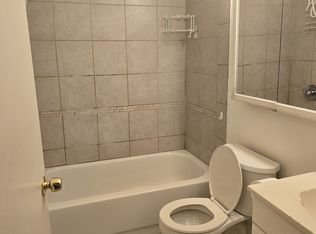 6087 N Linville St, Westland, MI 48185