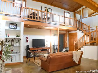 687 County Road 428, Uvalde, TX 78801