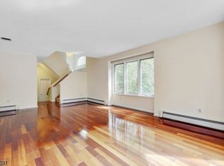 208 Clarken Dr, West Orange, NJ 07052
