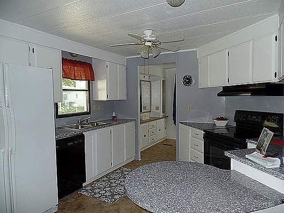 3rd image of 4816 NW 23rd St