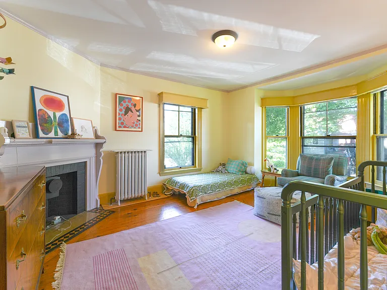 104 Neal St — Photo 25