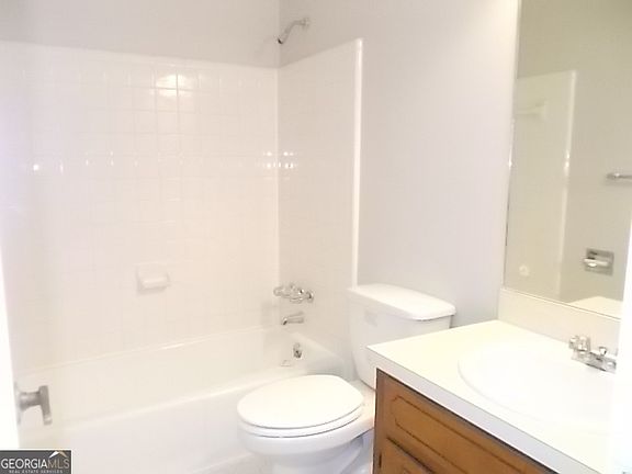 5th image of 573 Mill Run Pl