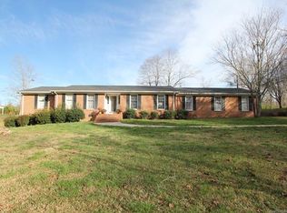 142 Lennox Dr, Wadesboro, NC 28170
