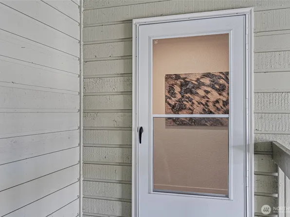 14401 SE Petrovisky Road #C203, Renton, WA 98058