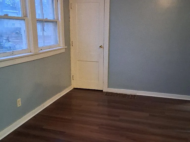 1727 S 15th St — Photo 30