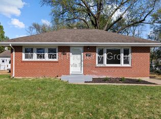 1410 Saint Bernadette Ln, Florissant, MO 63031