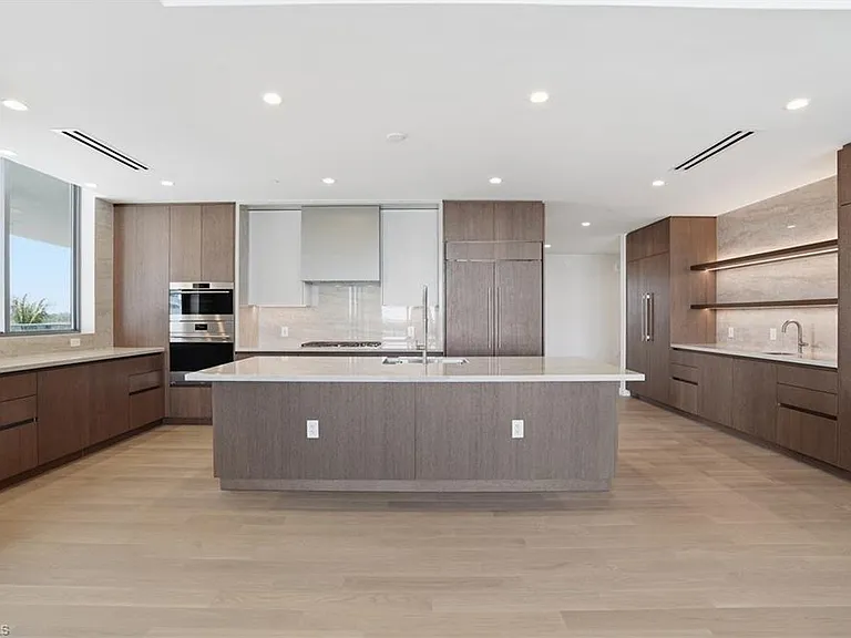 5100 Seagrass Blvd #201 — Photo 1