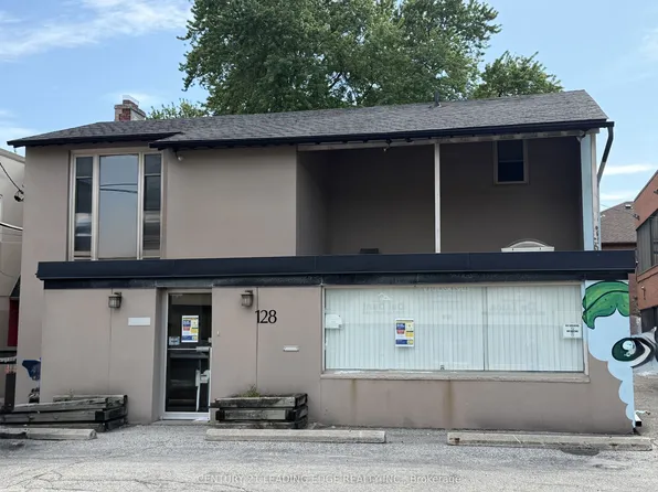 203 Finch Ave W, Toronto, ON M2R 1M2