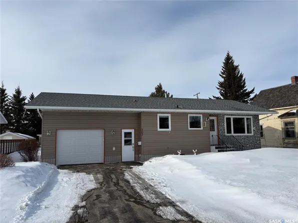 307 Carl AVENUE E, Langenburg, SK S0A 2A0