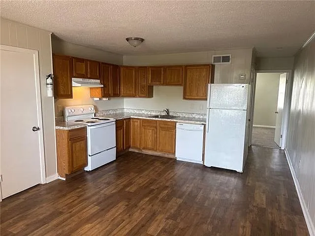 216 West Ave #H — Photo 4