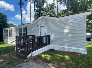 336 Sara Ln, Huntsville, TX 77340