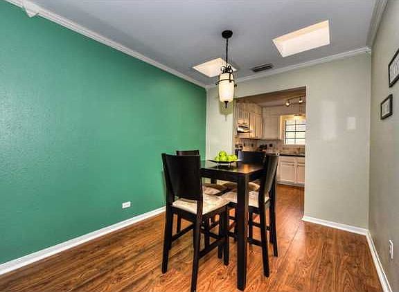 5th image of 2301 Lawnmont Ave APT 16