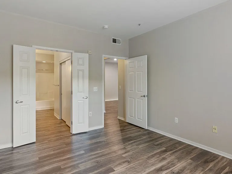 Pavona Apartments — Photo 19
