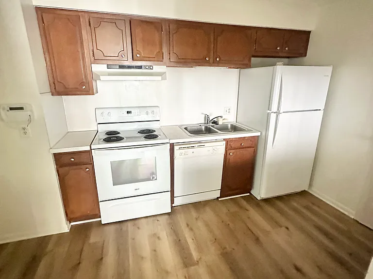 4320 W Bancroft St #3 — Photo 23
