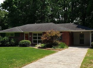 2725 Laurel Ridge Dr, Decatur, GA 30033