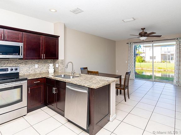 2nd image of 7941 Catalina Cir