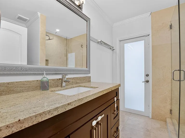 2701 NW 107th Ave — Photo 24