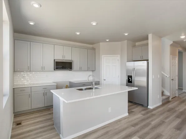 Silversage Plan, Buffalo Highlands: The Flora Collection