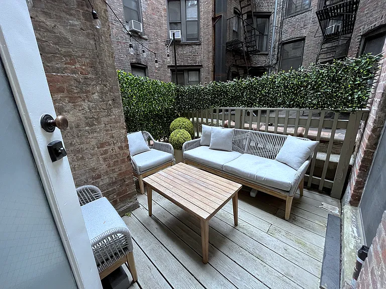 35 Bedford St #7 — Photo 2