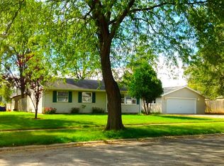 9237 Magnolia Ave, Mokena, IL 60448