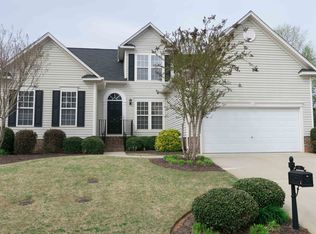 8 Annenberg Ln, Greer, SC 29650