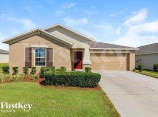17202 White Mangrove Dr, Wimauma, FL 33598