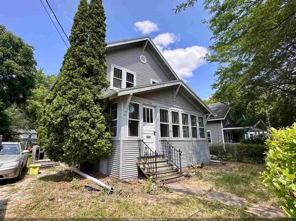 516 E Maple St, Appleton, WI 54915