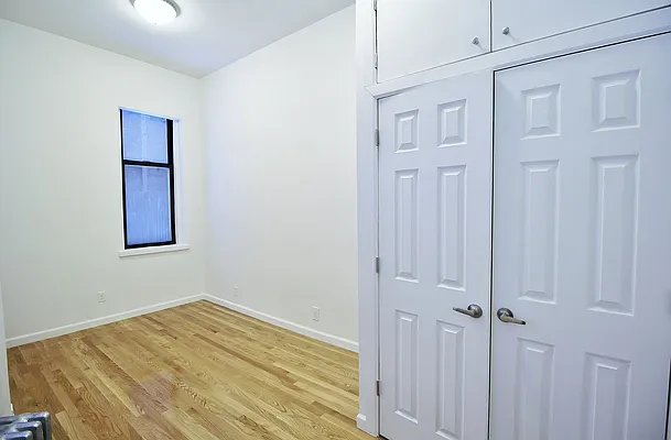 Rented by Julianna Realty Corp | media 13