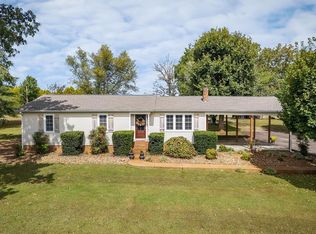 293 Airport Dr, McMinnville, TN 37110