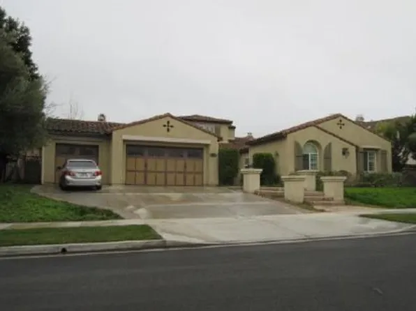 1328 N Paradise Ridge Way, Chula Vista, CA 91915
