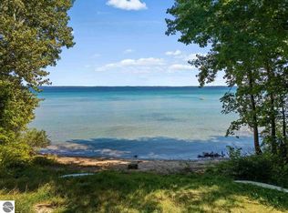 18062 Mission Rd, Traverse City, MI 49686