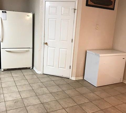 5th image of 2701 Eastwood Dr