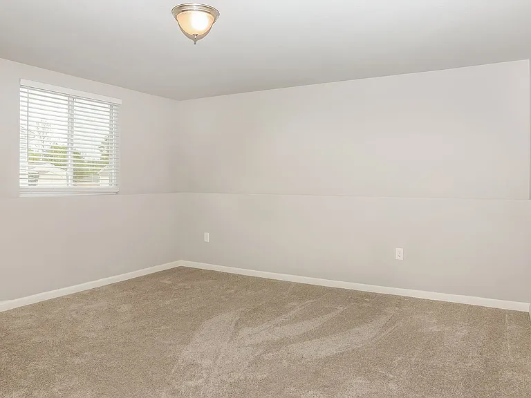 3866 Watertown Dr — Photo 23