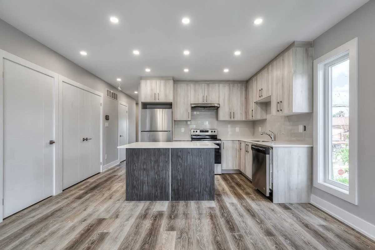 53 Rockcliffe Blvd - 3 — Photo 3