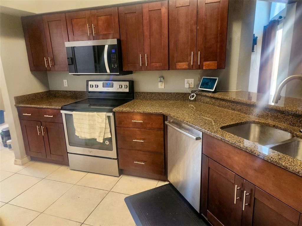8035 Country Run Pkwy, Orlando, FL - More