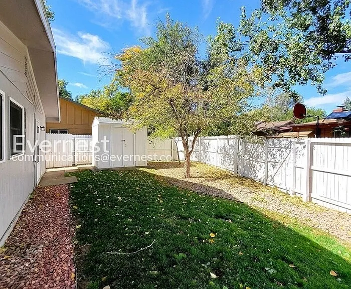 1116 Juniper Ct — Photo 16