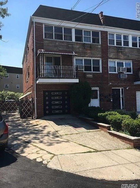 1st image of 14318 22nd Ave #2