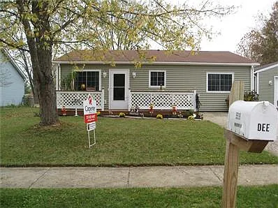 5539 Northport Dr photo 1